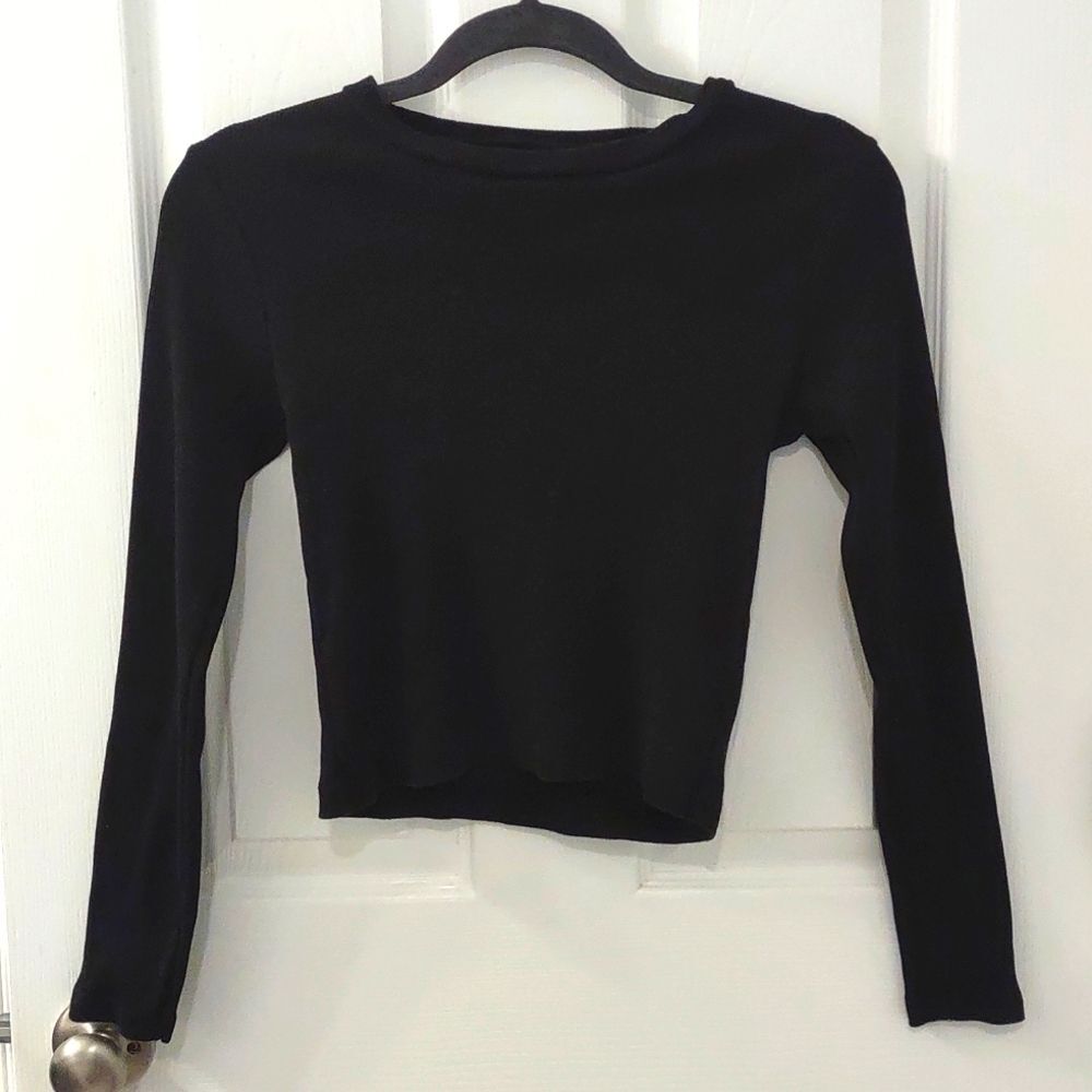 On Fire Cotton Ribbed Long Sleeve Cropp Top in Black Size S